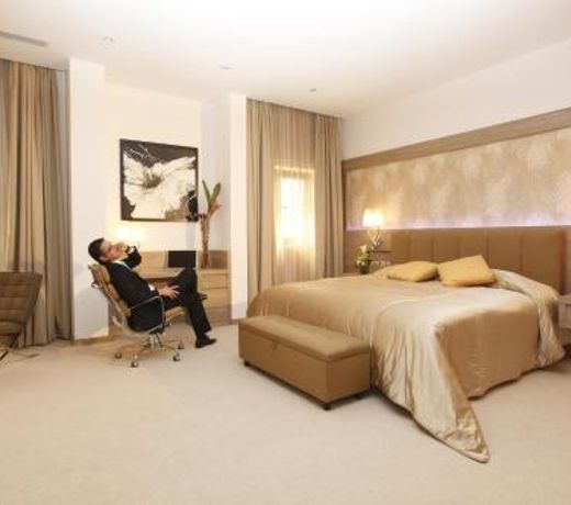 Carlton Al Moaibed Hotel