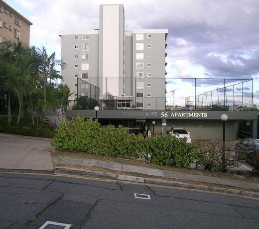 Fairthorpe Apartments