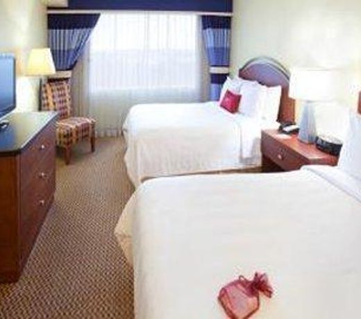 Crowne Plaza Arlington, an IHG Hotel