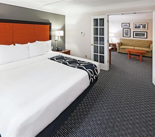 La Quinta by Wyndham Dallas Arlington South