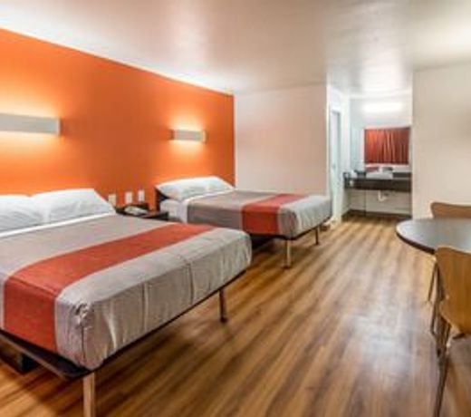 Motel 6-Arlington, TX - UTA