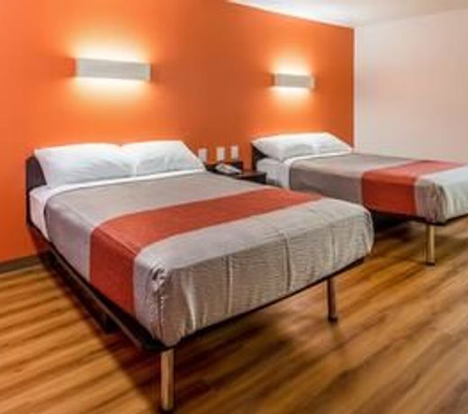 Motel 6-Arlington, TX - UTA