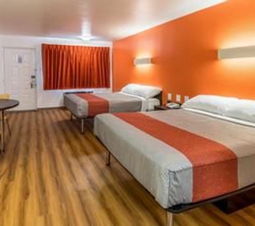Motel 6-Arlington, TX - UTA