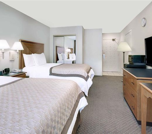 Hawthorn Suites by Wyndham Arlington