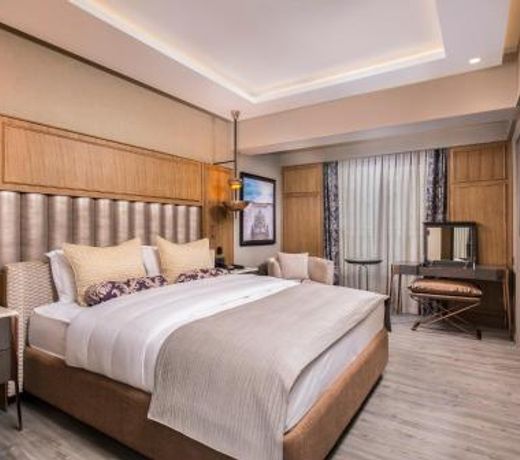 Almira Hotel Thermal Spa & Convention Center