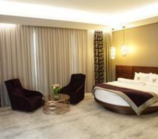 Gold Majesty Hotel