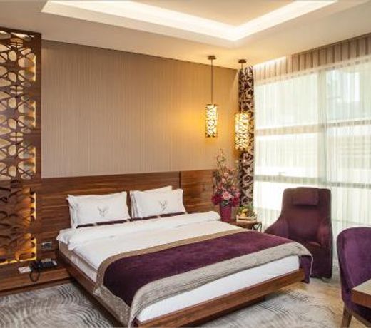 Gold Majesty Hotel