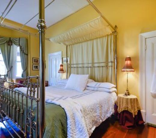 Ford House Retreat