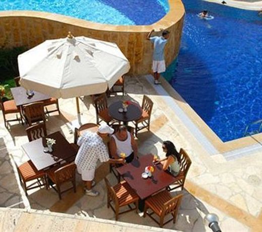 Marina Plaza Hotel Tala Bay
