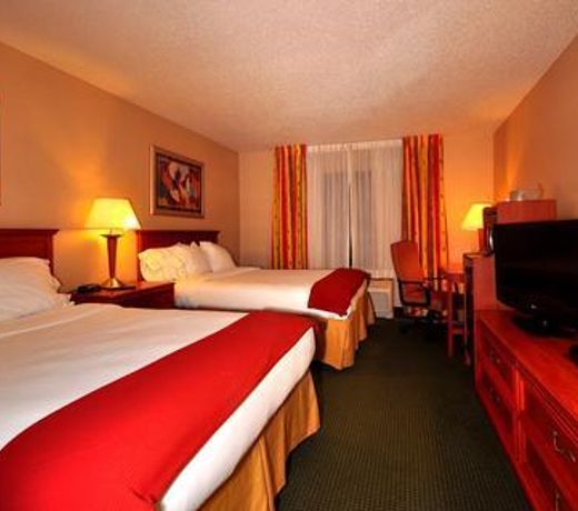 Holiday Inn Express Kansas City - at the Legends!, an IHG Hotel