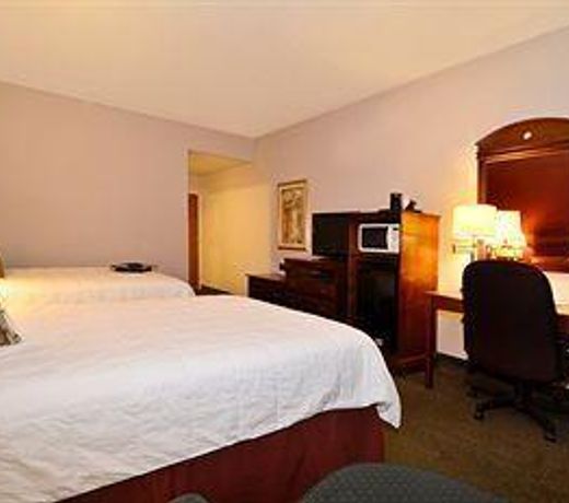 Greenstay Hotel & Suites Central
