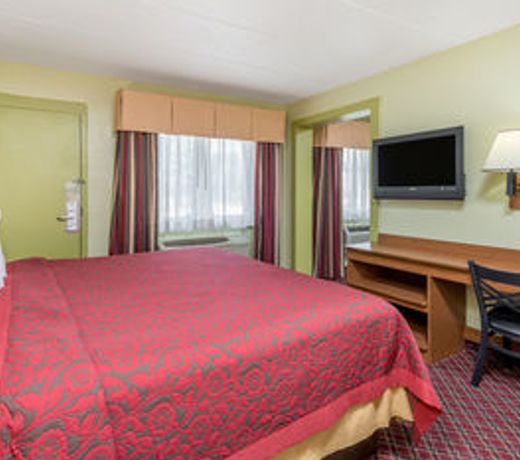 Days Inn & Suites by Wyndham Springfield on I-44