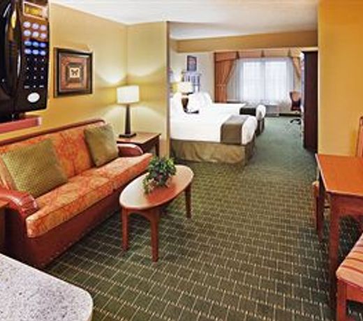 The Q Hotel & Suites