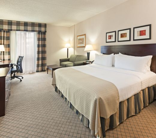 Holiday Inn Hotel & Suites Springfield, an IHG Hotel