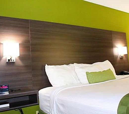Baymont by Wyndham Springfield