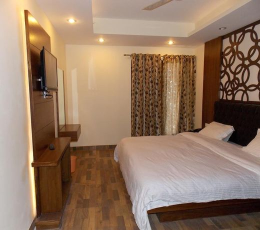 Valley View Hotel