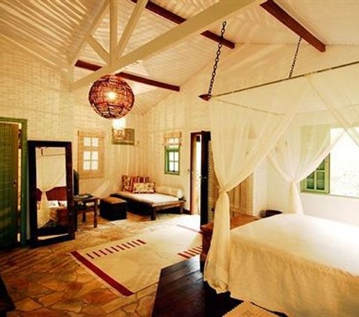 Pousada e SPA Bromelias