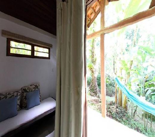 Pousada e SPA Bromelias