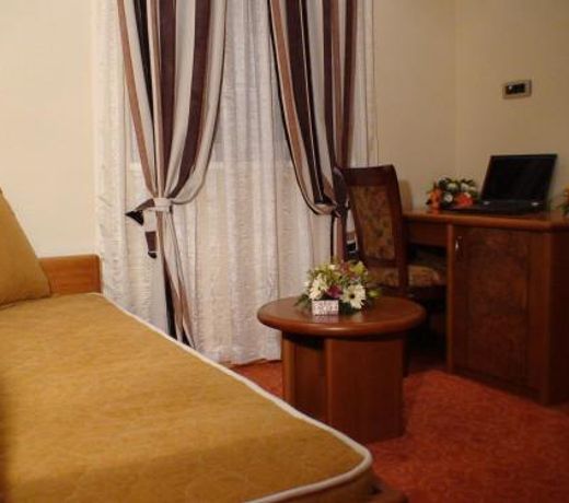 Hotel BaMBiS