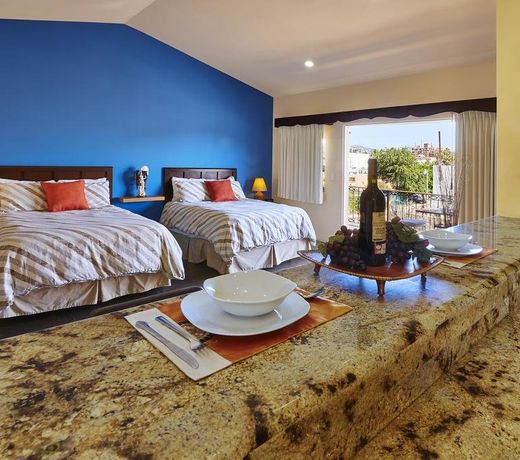 San Angel Suites