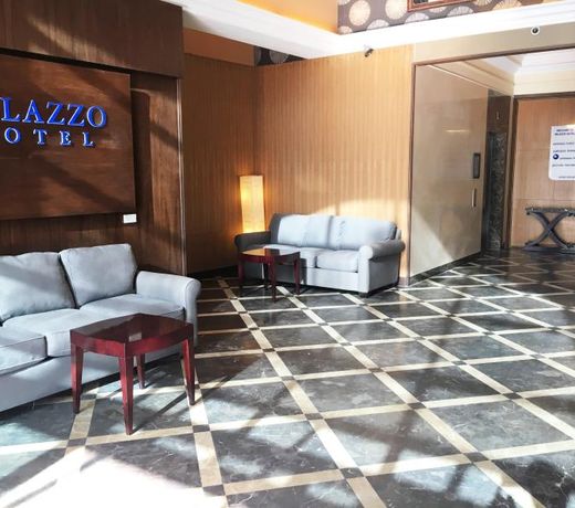 Palazzo Hotel