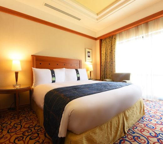 Holiday Inn Kuwait, an IHG Hotel