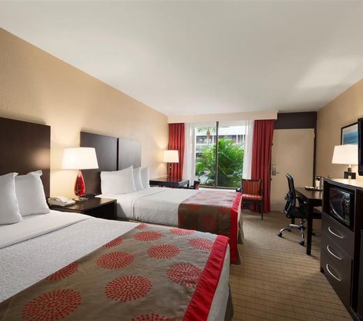 Ramada by Wyndham Naples