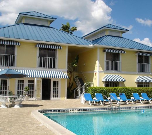 Naples Garden Inn