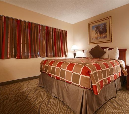 Best Western Naples Inn & Suites