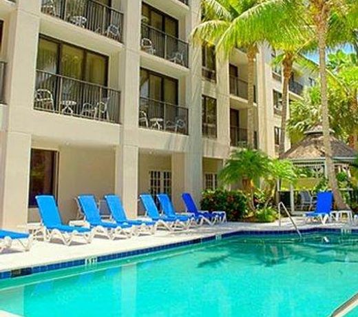 Courtyard by Marriott - Naples