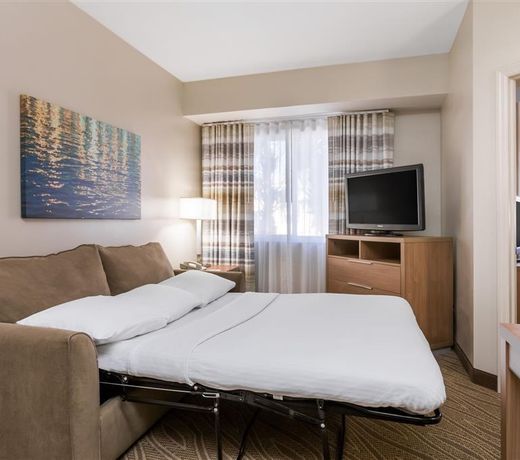 Hawthorn Suites by Wyndham Naples