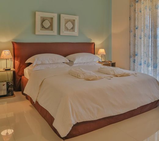 Aries Villas