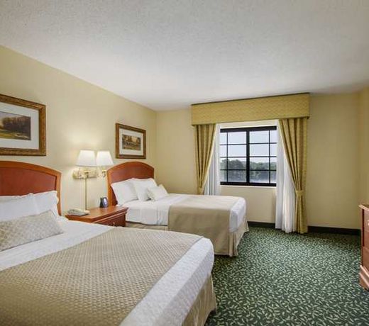 Embassy Suites Greenville Golf Resort & Conference Center