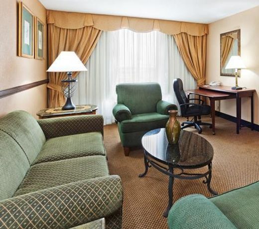 Crowne Plaza Greenville, an IHG Hotel
