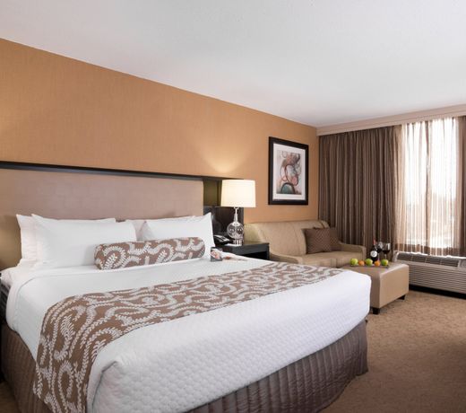 Crowne Plaza Greenville, an IHG Hotel
