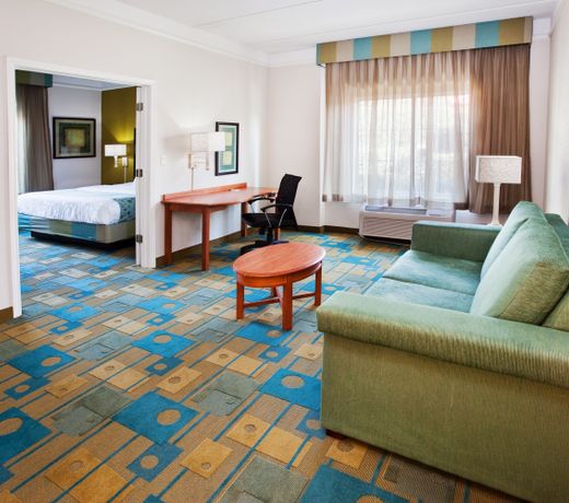 La Quinta by Wyndham Greenville Haywood