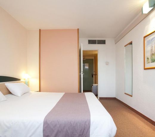 Ibis AlÃ¨s Centre Ville