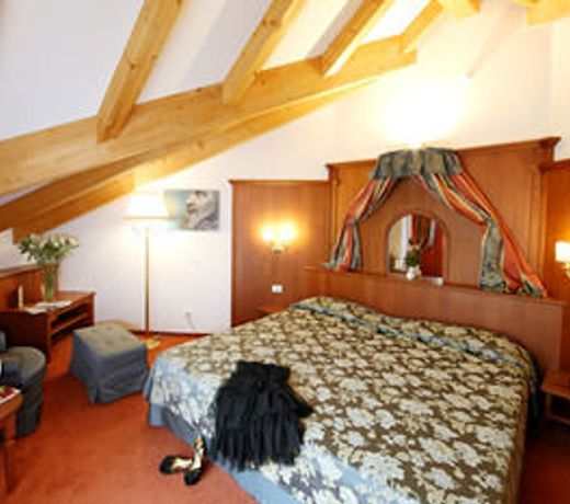 Sartori's Hotel
