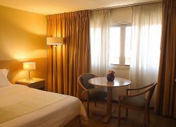 Holiday Inn Montevideo, an IHG Hotel фото 3, г. Монтевидео, 