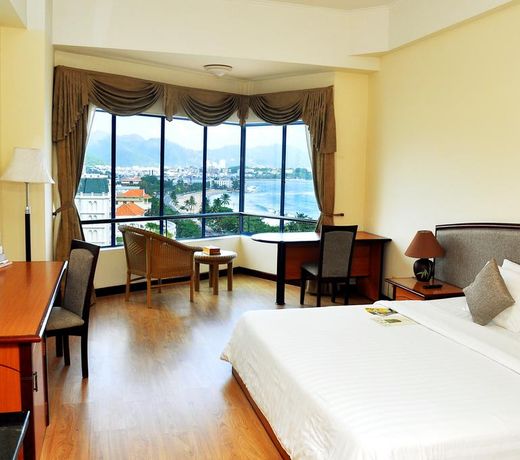 Yasaka Saigon Nha Trang Hotel & Spa