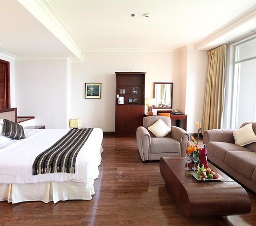 Sunrise Nha Trang Beach Hotel & Spa