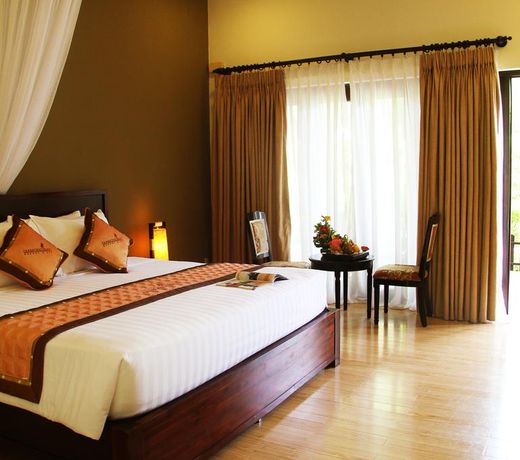 Diamond Bay Resort & Spa
