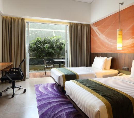 Holiday Inn Bandung Pasteur, an IHG Hotel