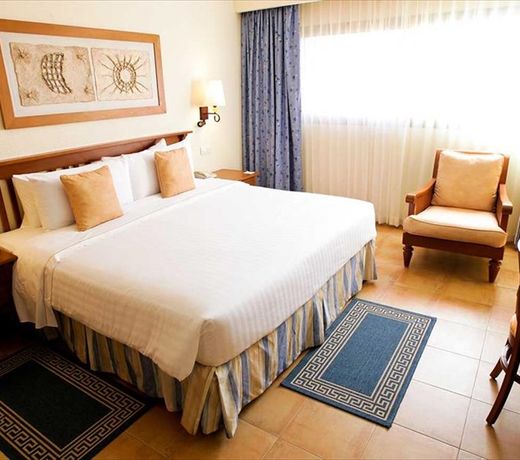 BarcelÃ³ Maya Colonial - All Inclusive
