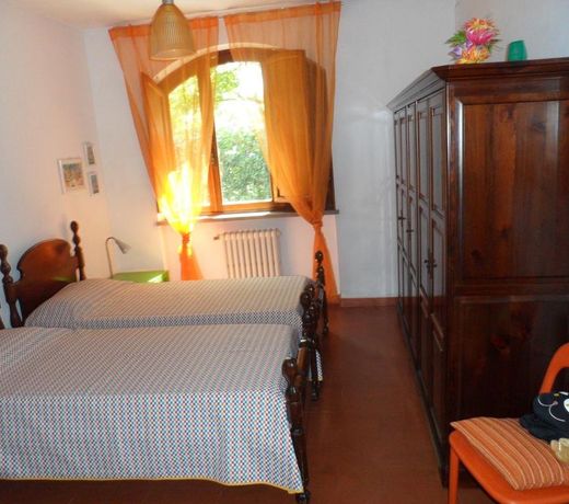 Splendid Holiday Home in Altopascio near beach