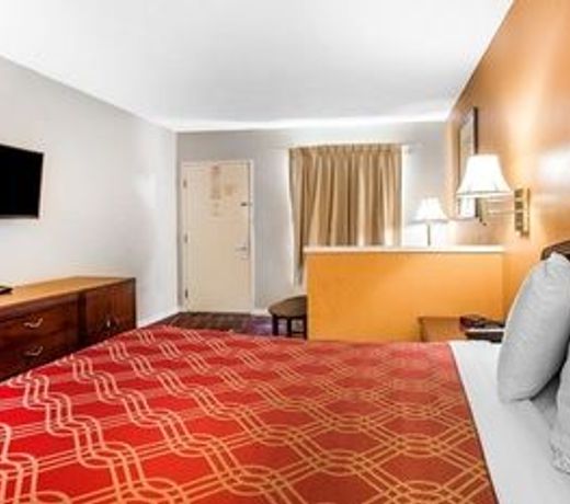 Budgetel Inn and Suites - Fort Gordon