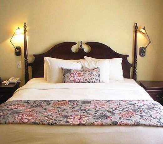 Senator Inn & Spa