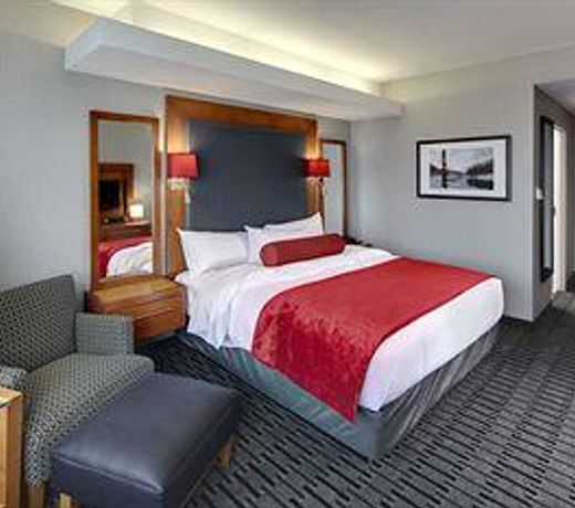 THE HOTEL AT KIRKWOOD CENTER