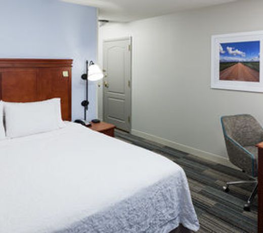 Hampton Inn & Suites Cedar Rapids