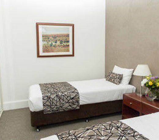 Bathurst Motor Inn